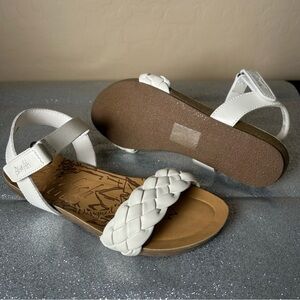 Blowfish Malibu White Braided Sandals Gaita-K New Girls size 13 Kids Shoes NWT